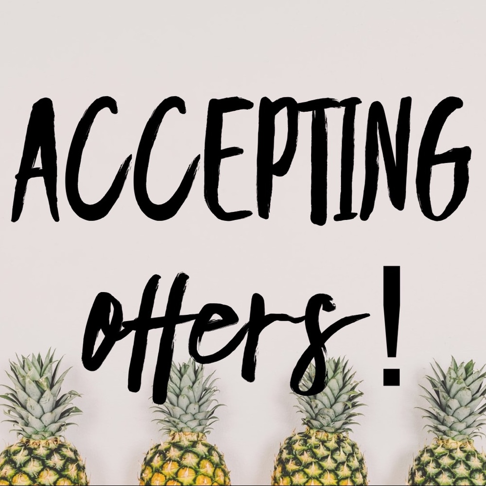 ALL THINGS NEED TO GO! Click offer button🥰